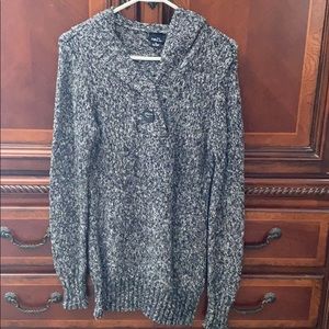 Gray woman’s pull over sweater